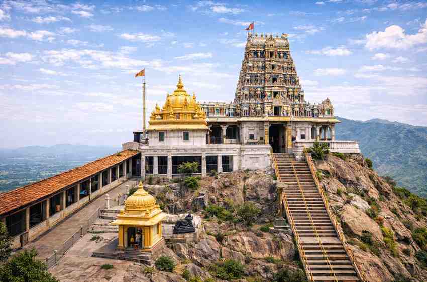 Mysore Chamundeshwari Temple 2026: Complete Guide to Darshan, Sevas, and Travel Tips 1 Mysore Chamundeshwari Temple